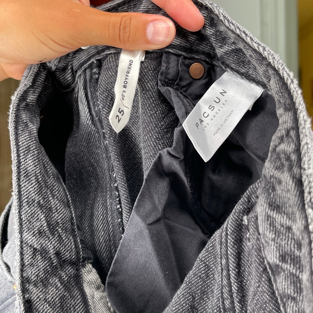 PacSun 90s Boyfriend Jeans